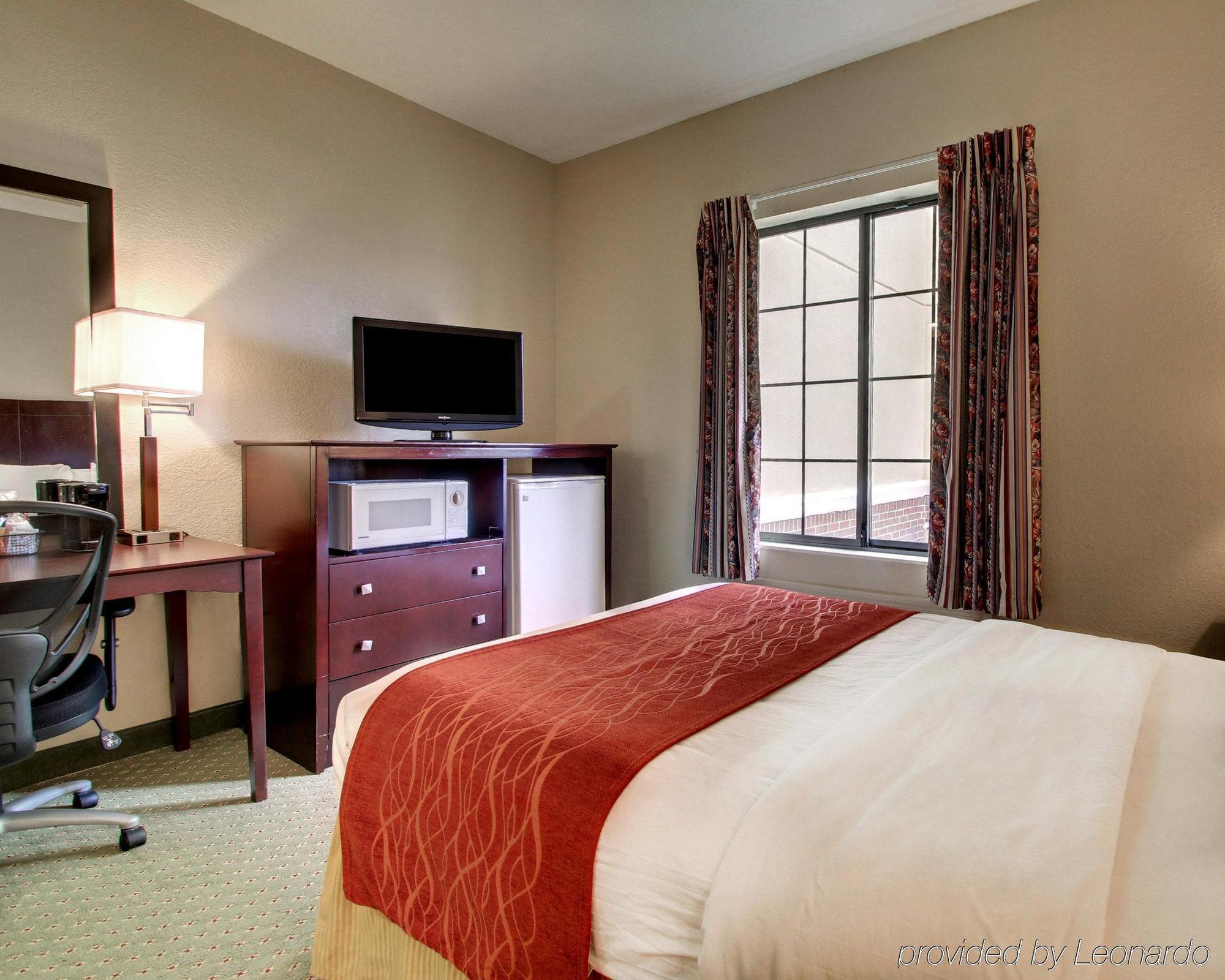 Columbia Inn & Suites Buitenkant foto